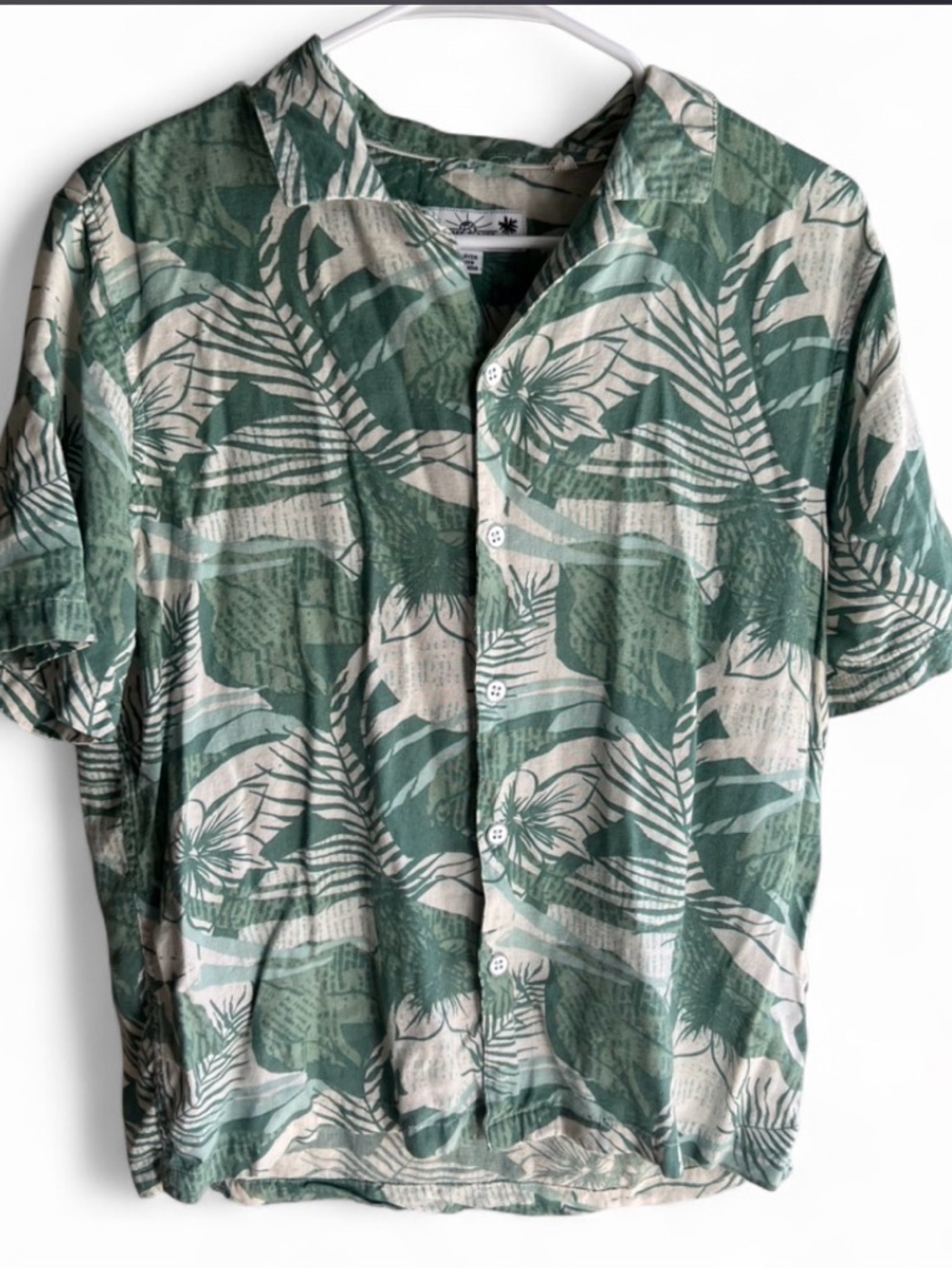 Free Planet Green and Cream Tropical Print Button-Down Shirt